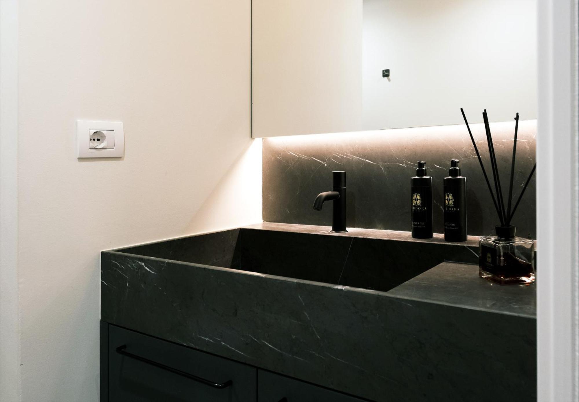 Comecasa Fashion Apartment In Via Mantova Milano Esterno foto